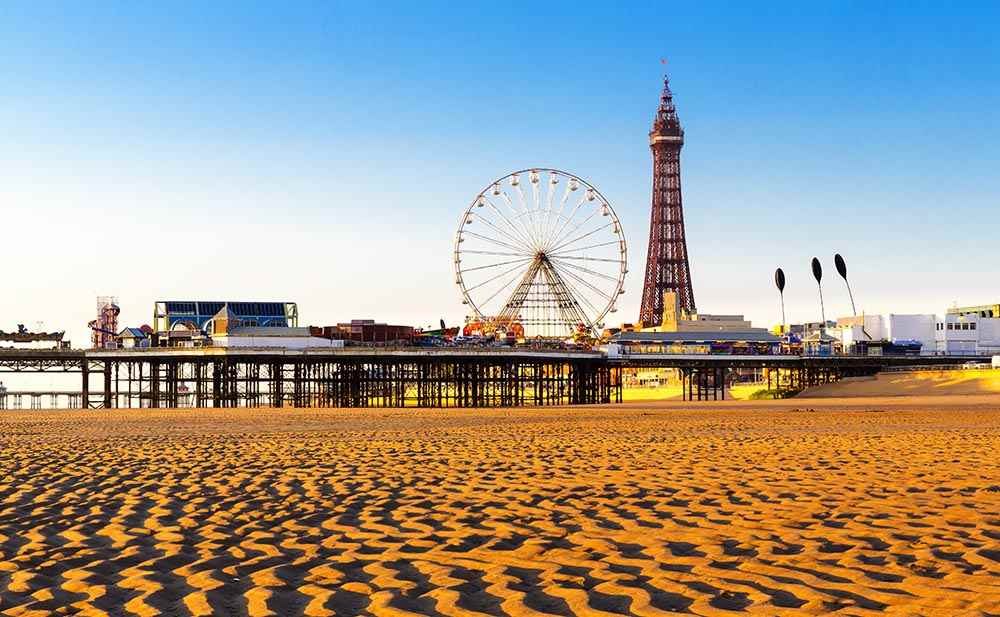 Blackpool & Liverpool Weekend with £1 Bar