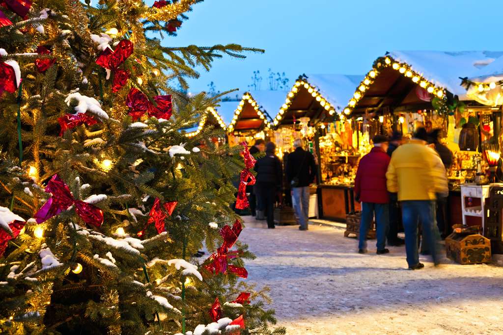 Babbacombe Devon Turkey & Tinsel Weekend & Exeter Christmas Market